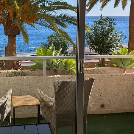 The Ocean At Your Doorstep Apartment